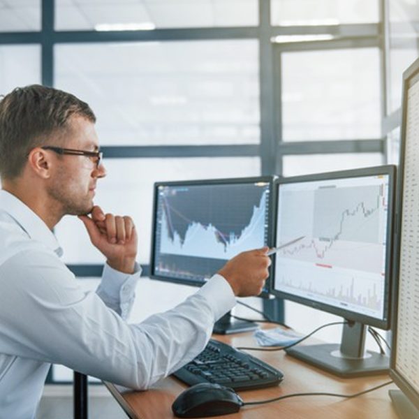 PMT – Project Management Techniques Project team using Gantt chart in Project Management Techniques Training